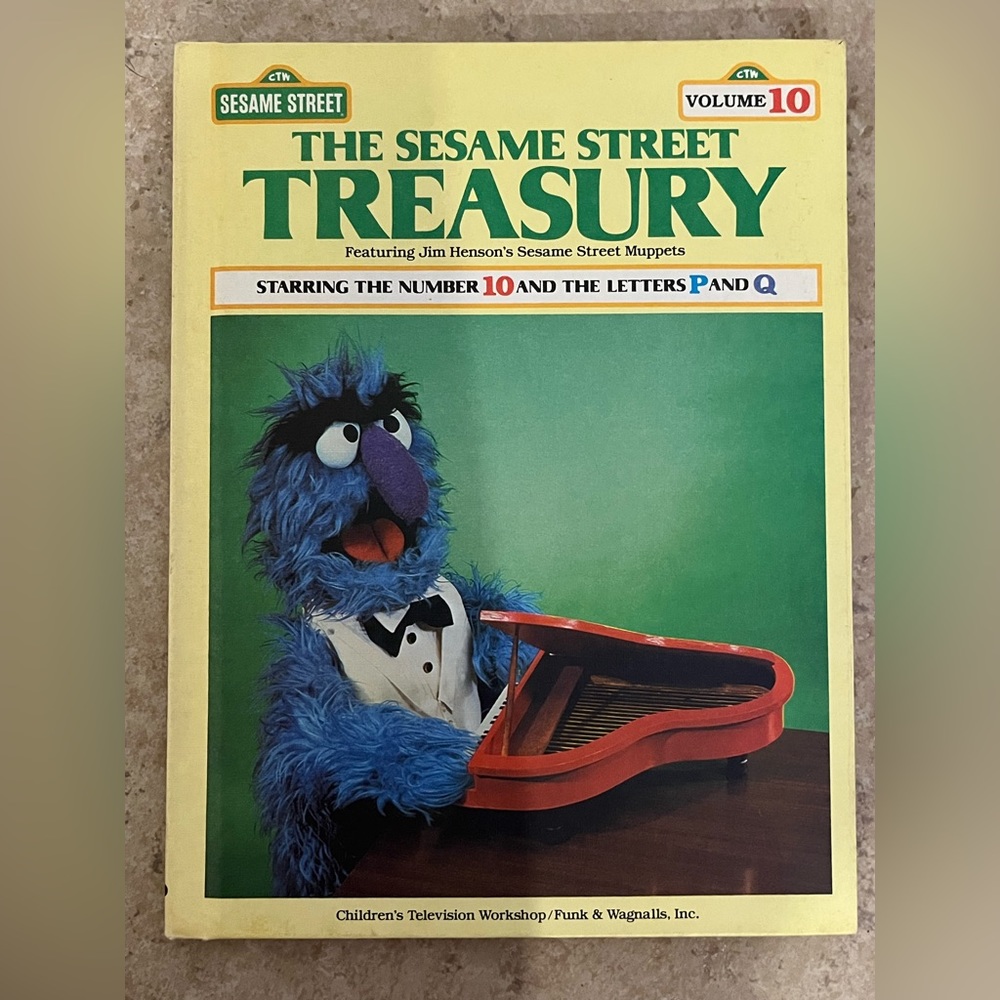 Vintage 1983 The Sesame Street Treasury, Vol. 10 Book